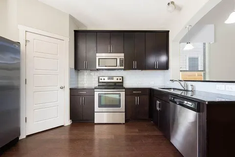 $425,000 | 2001 Faro Drive, Unit 4, Austin, TX 78741