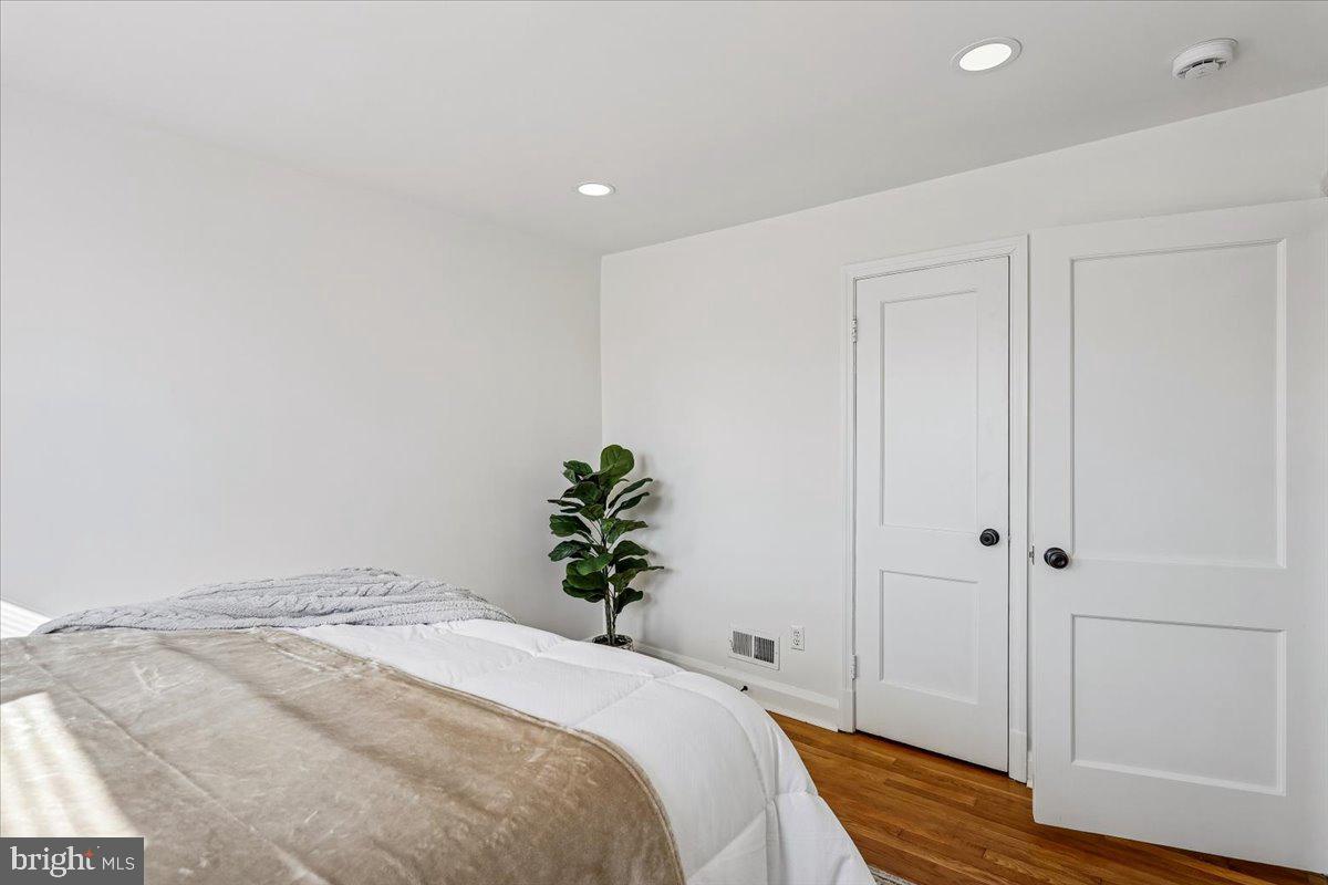 1616 Hardwick Road Towson, MD 21286 - Photo 14 of 36 a spacious bedroom with a bed