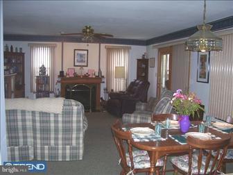 17 Pheasant Road Clementon, NJ 08021 - Photo 2 of 6
