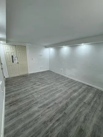 $1,800 | 244 Wilbur Street, Unit 3, Fall River, MA 02724