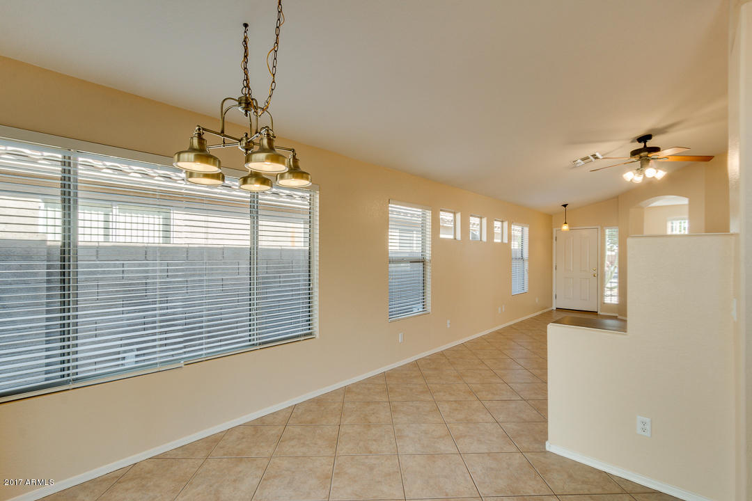 4402 East Rowel Road Phoenix, AZ 85050 - Photo 11 of 37 10-Rowel