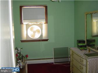 133 West Garrison Road Brookhaven, PA 19015 - Photo 8 of 10 Gallery Image 8