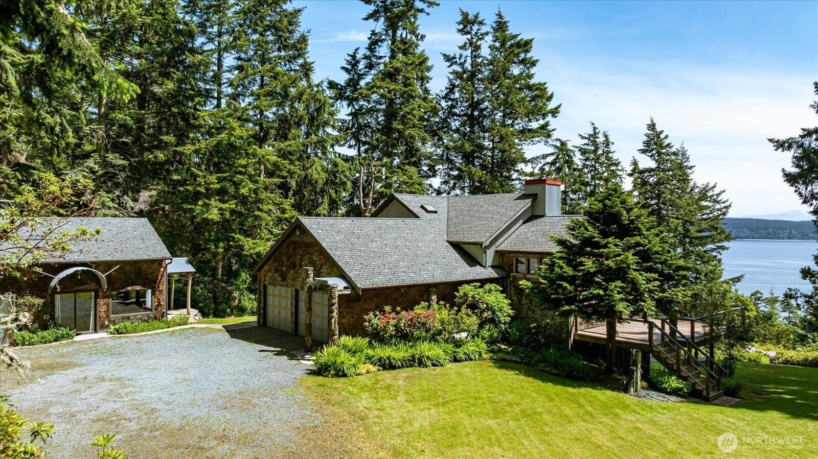 1975 North Bluff Road Greenbank, WA 98253 - Photo 2 of 36 Gallery Image 2