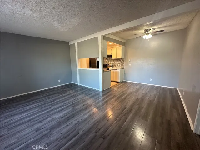 $1,950 | 1735 East Washington Street, Colton, CA 92324