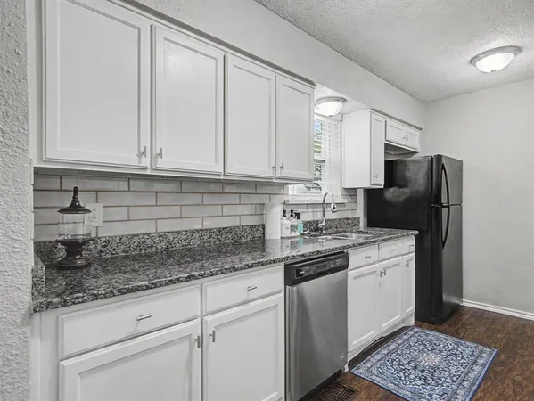 $2,800 | 5019 Blanchard Drive, Dallas, TX 75227