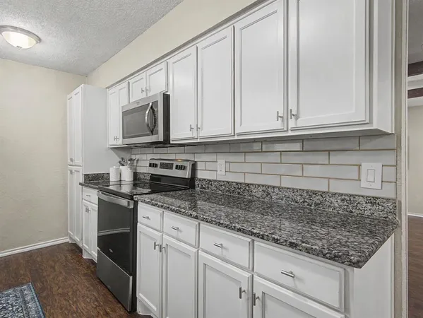 $2,800 | 5019 Blanchard Drive, Dallas, TX 75227