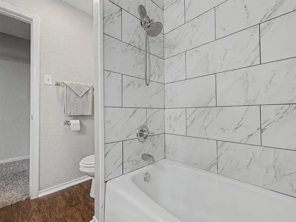 $2,800 | 5019 Blanchard Drive, Dallas, TX 75227