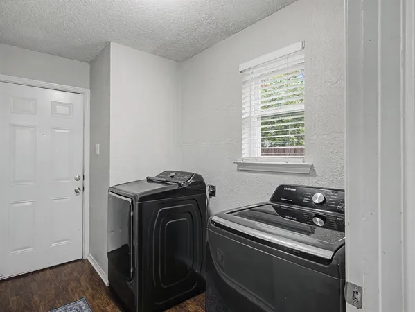 $2,800 | 5019 Blanchard Drive, Dallas, TX 75227
