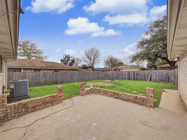 $2,800 | 5019 Blanchard Drive, Dallas, TX 75227