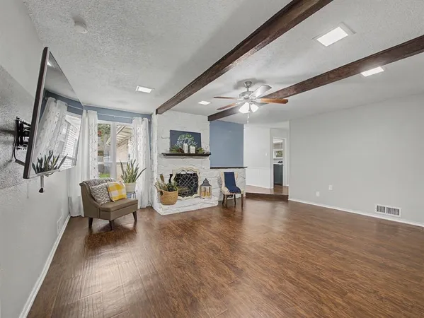 $2,800 | 5019 Blanchard Drive, Dallas, TX 75227