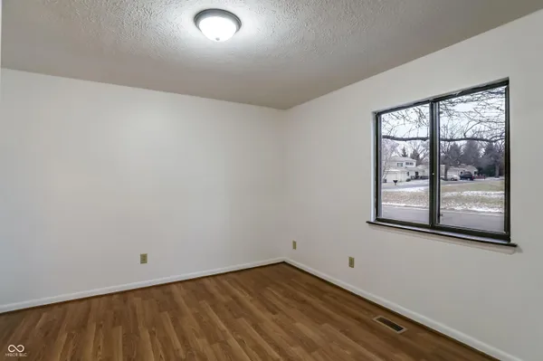 $164,900 | 5701 Bradston Way, Indianapolis, IN 46237