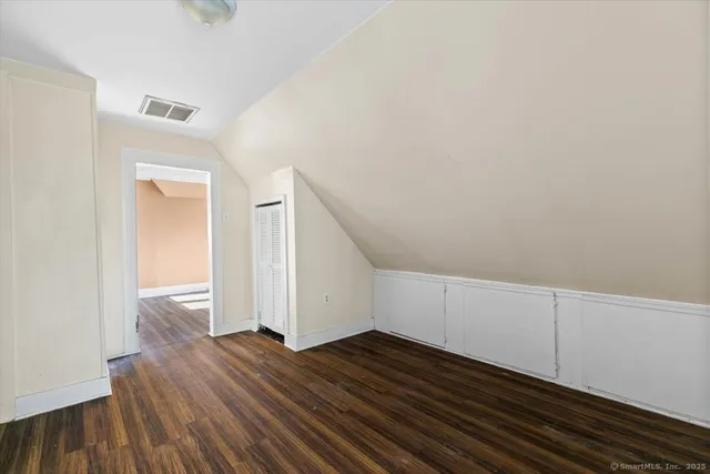 $1,750 | 737 Laurel Avenue, Unit 3, Bridgeport, CT 06604