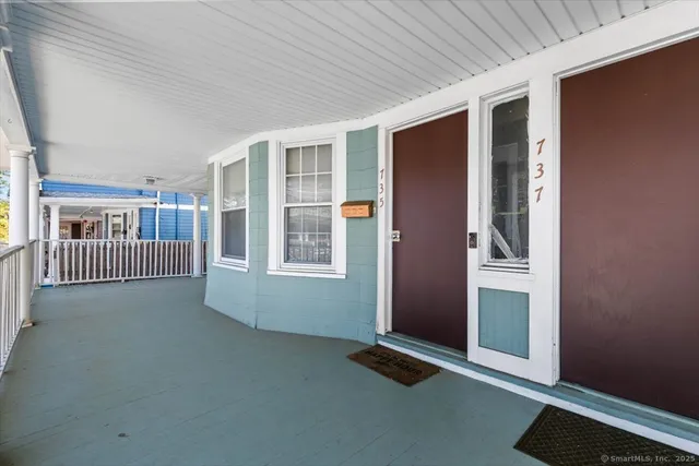 $1,750 | 737 Laurel Avenue, Unit 3, Bridgeport, CT 06604