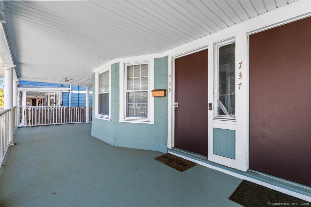 737 Laurel Avenue, Unit 3 Bridgeport, CT 06604 - Photo 2 of 22