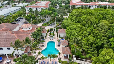 $339,900 | 3221 Tuscany Way, Unit 3221, Boynton Beach, FL 33435