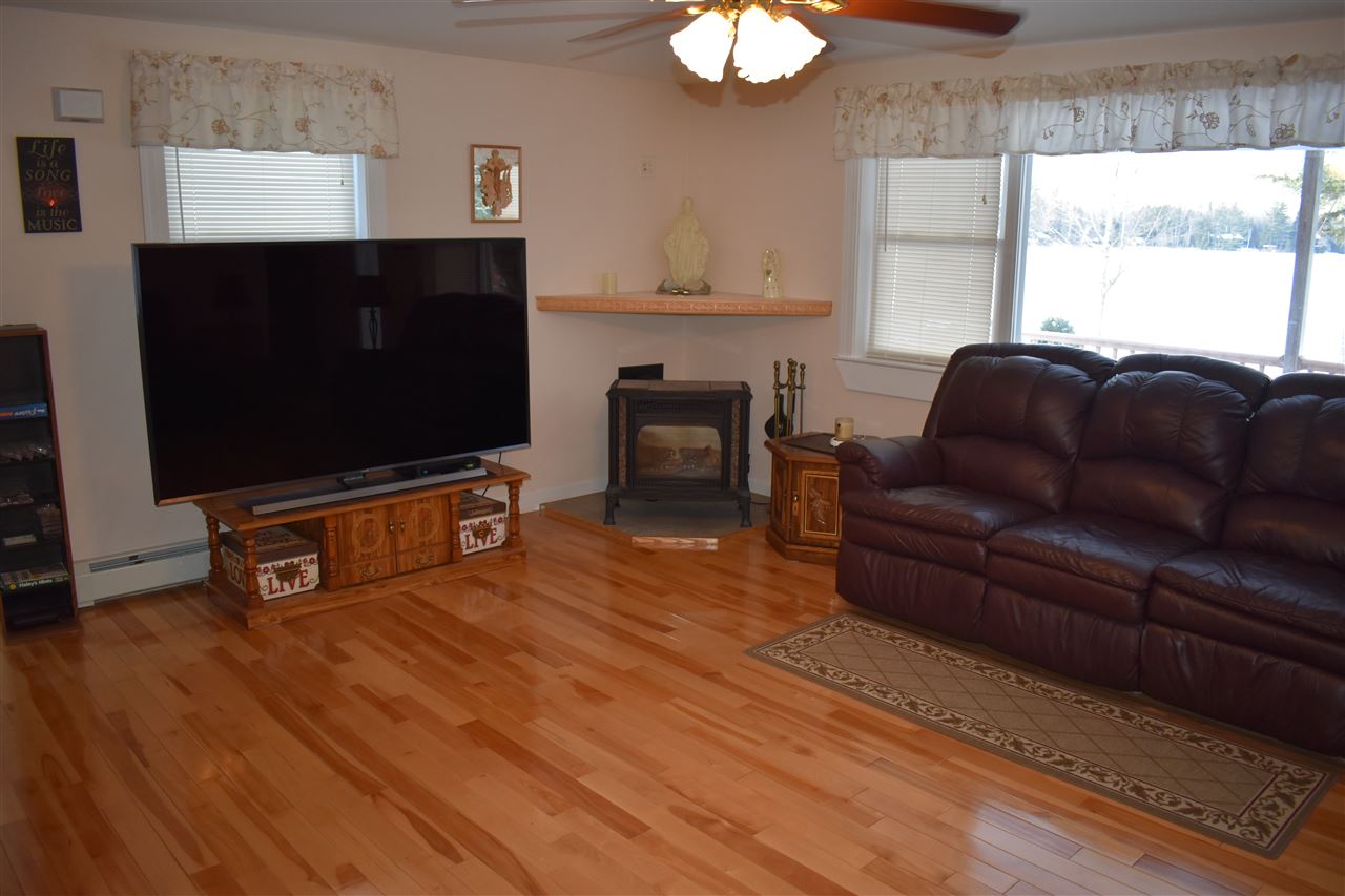 631 Forest Lake Road Dalton, NH 03598 - Photo 3 of 10