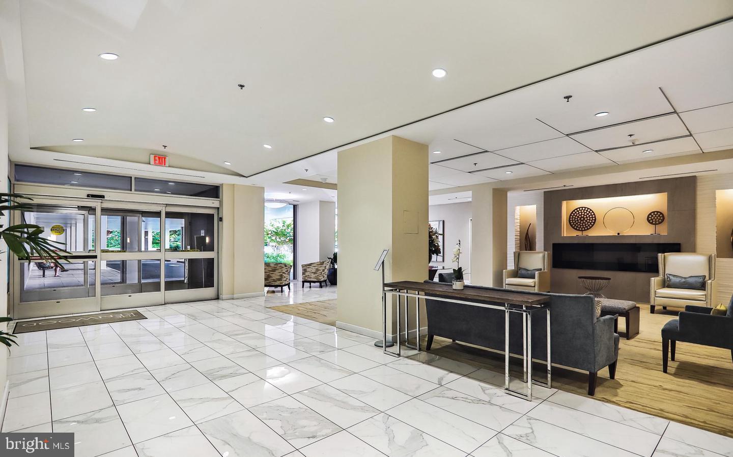5101 River Road, Unit 1807 Bethesda, MD 20816 - Photo 3 of 32 Building Lobby Area