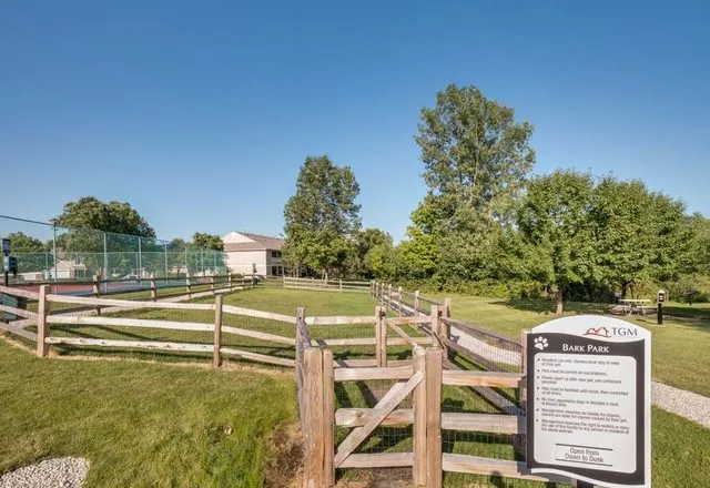 $2,486 | 20 Wildflower Lane, Unit 3913, Schaumburg, IL 60173