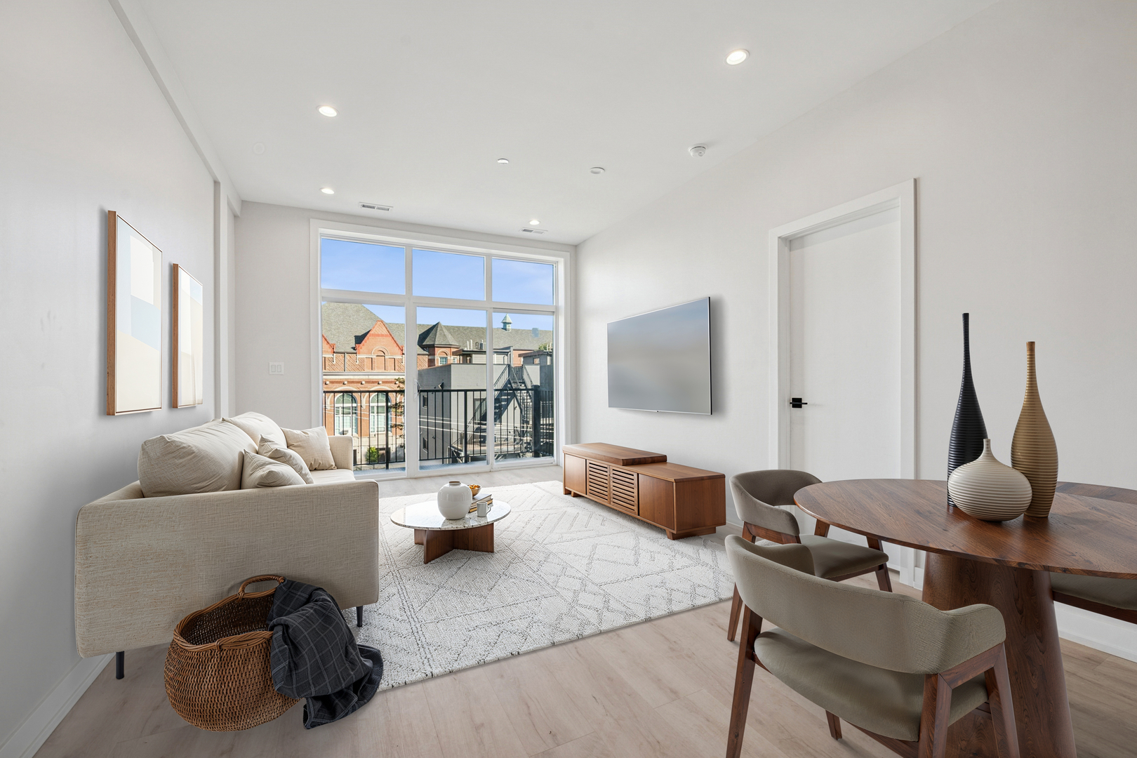 1355 North Western Avenue, Unit 3D Chicago, IL 60622 - Photo 5 of 13