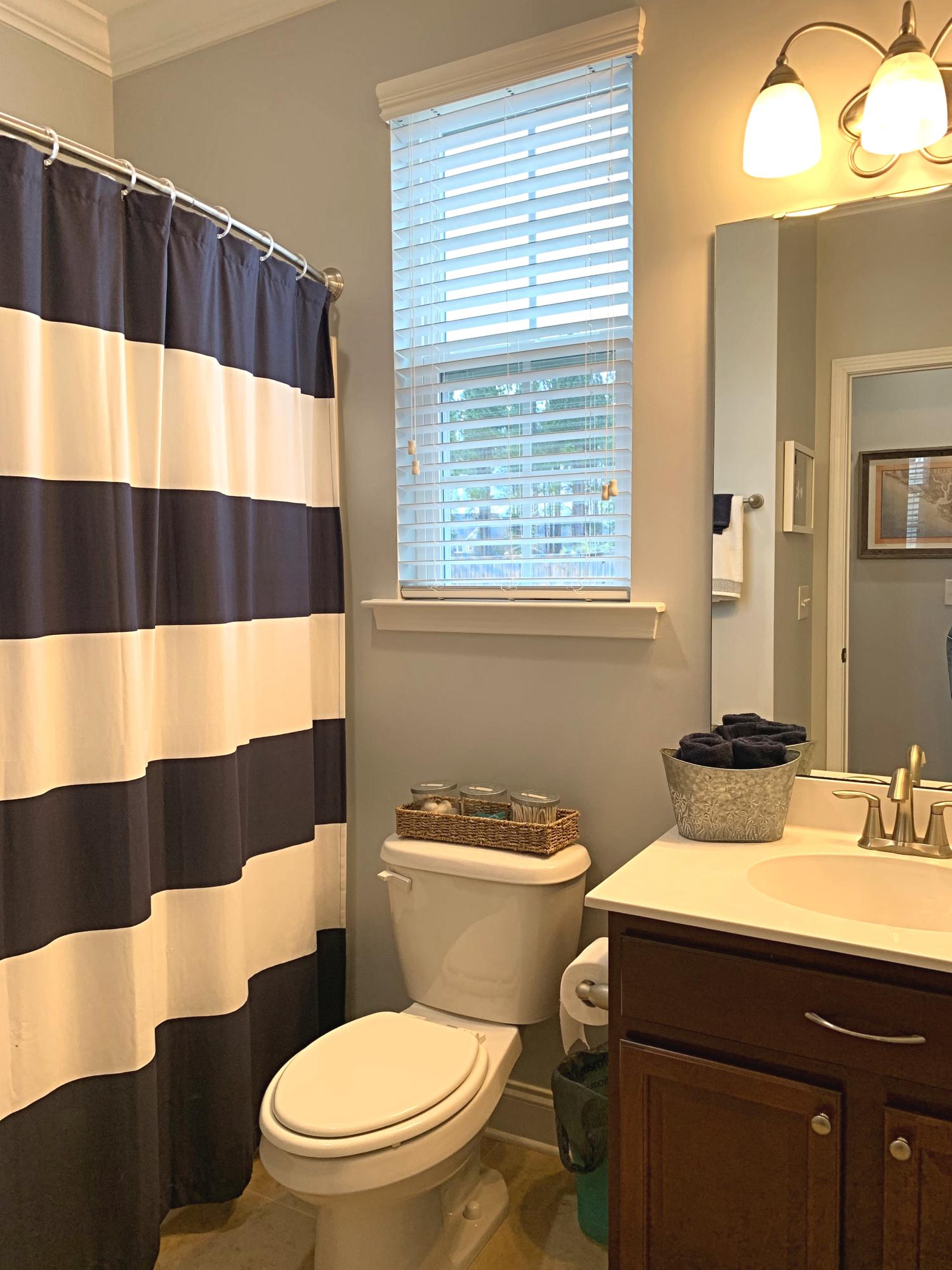 242 Overcup Loop Summerville, SC 29486 - Photo 28 of 37 242 Overcup Loop --Hallway bath 4