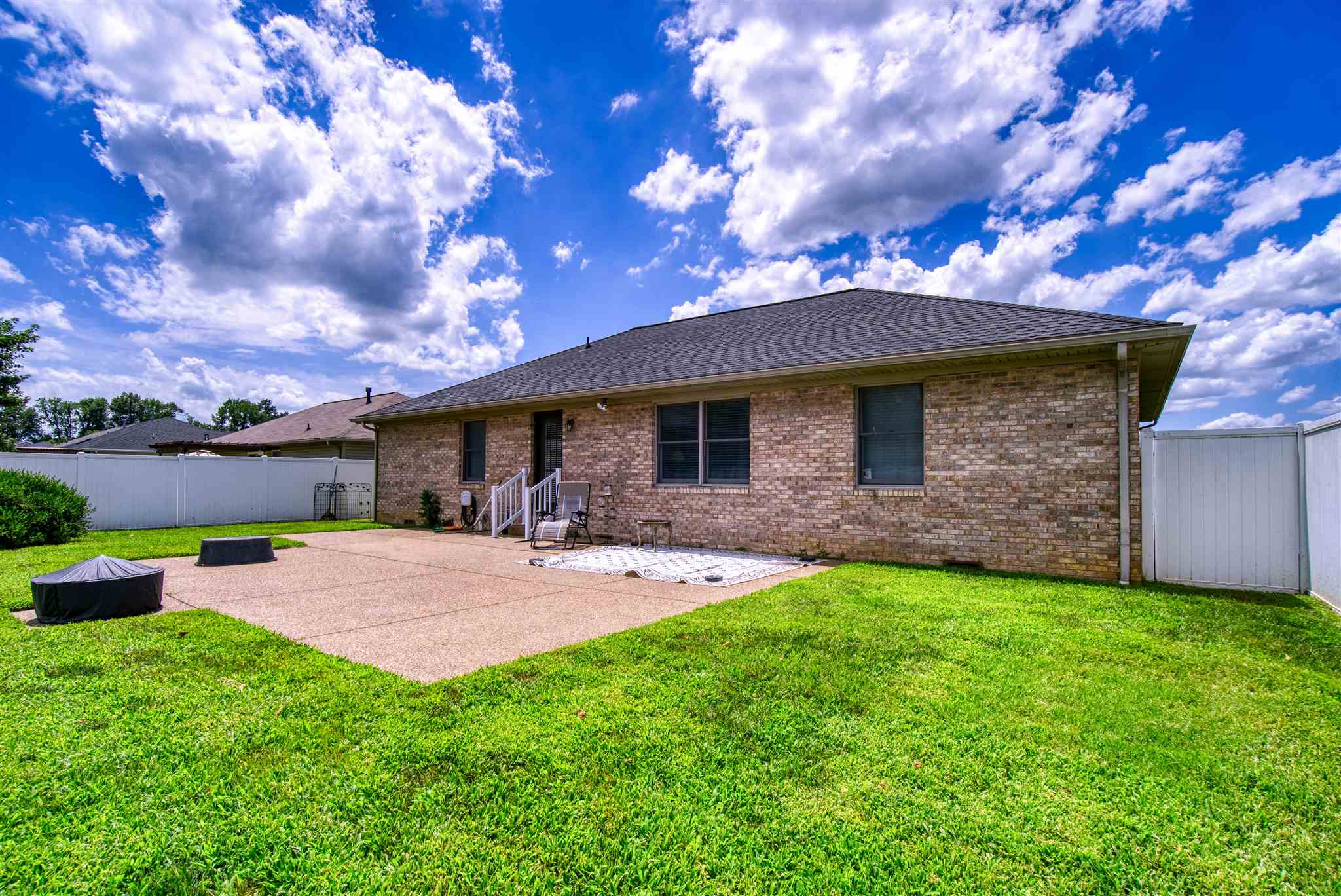 4000 Country Ridge Drive Newburgh, IN 47630 - Photo 19 of 21