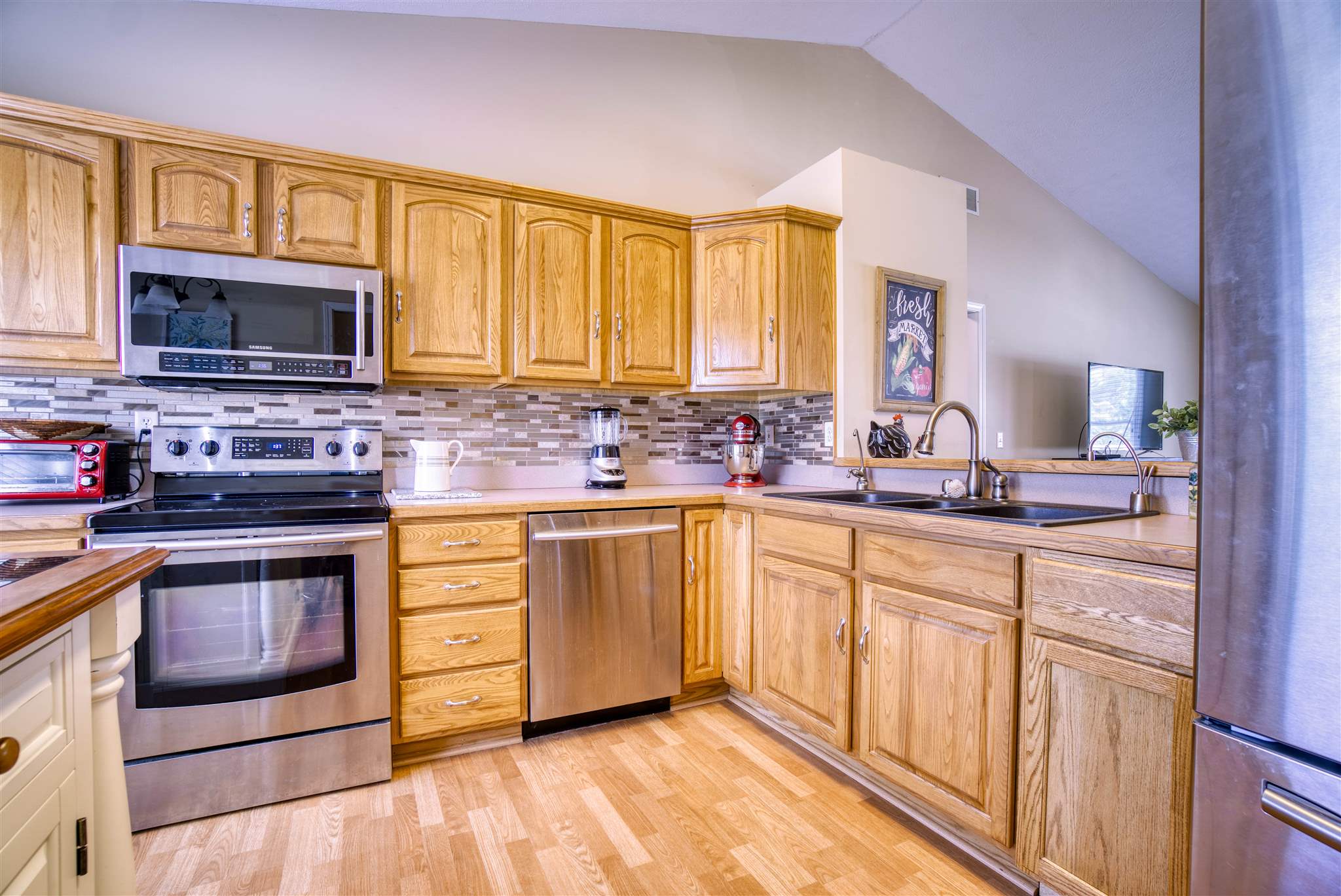 4000 Country Ridge Drive Newburgh, IN 47630 - Photo 7 of 21