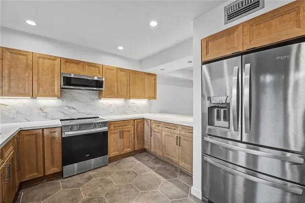 $327,000 | 2856 Steamship Circle, Unit A, New Orleans, LA 70123