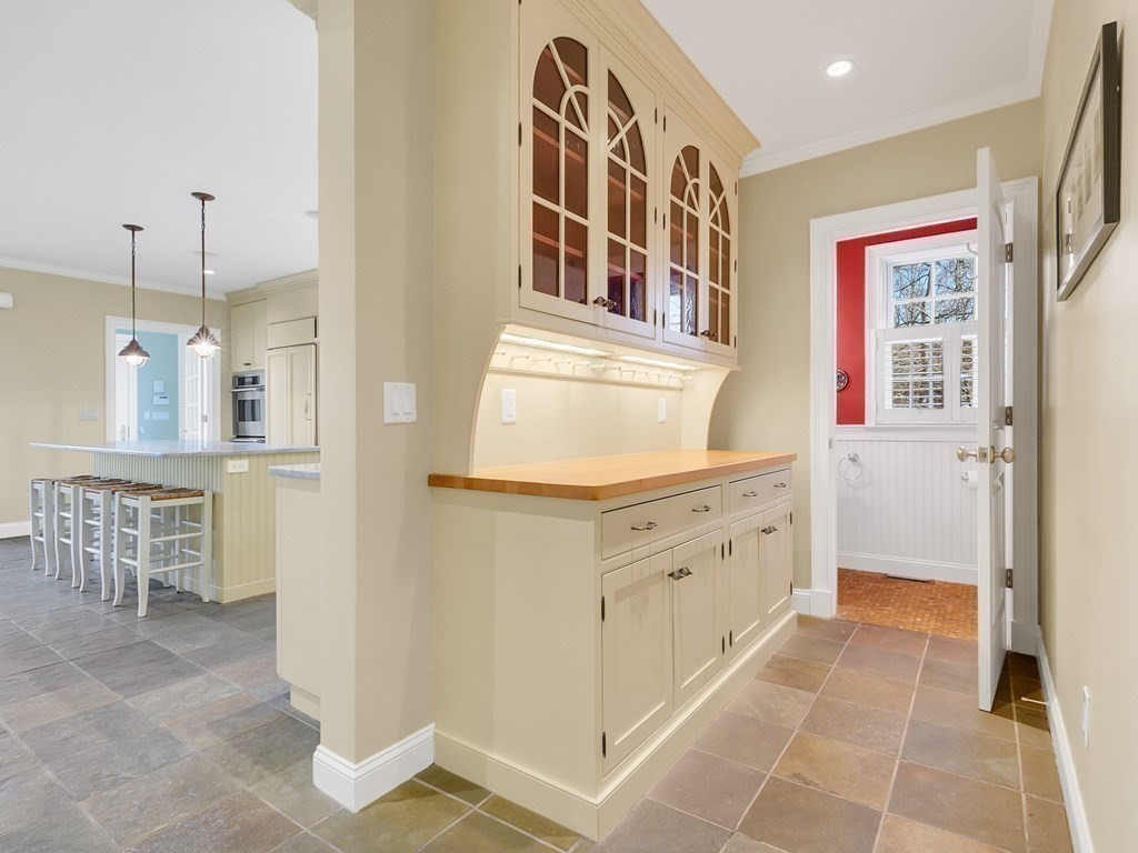 60 Crescent Road Concord, MA 01742 - Photo 17 of 36