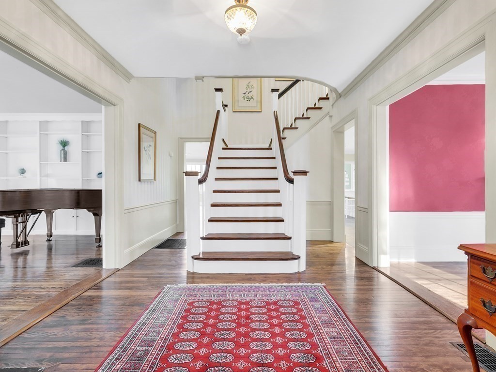 60 Crescent Road Concord, MA 01742 - Photo 6 of 36
