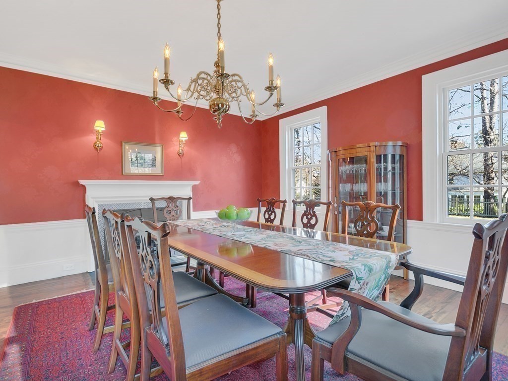 60 Crescent Road Concord, MA 01742 - Photo 8 of 36