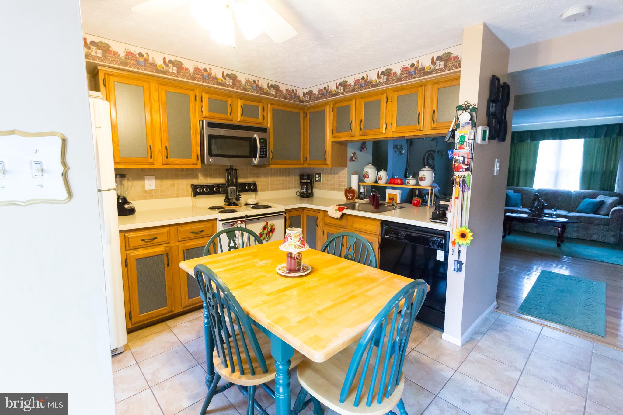 1326 Acorn Ridge Court Edgewood, MD 21040 - Photo 7 of 48 Eat-in kitchen