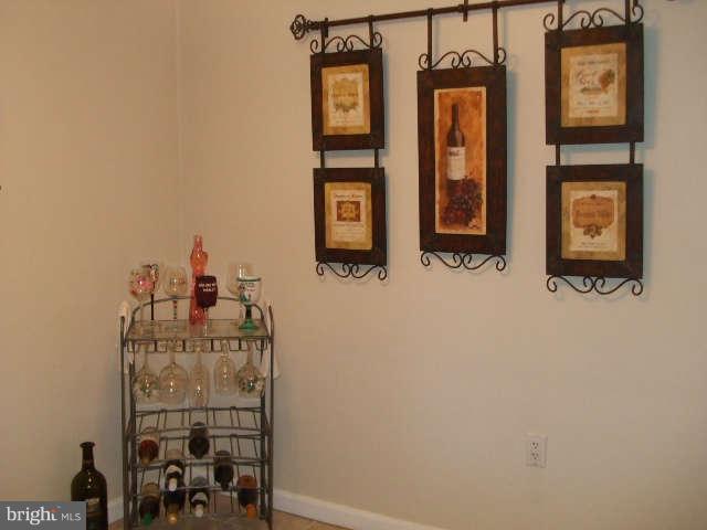 998 Springhill Way Gambrills, MD 21054 - Photo 9 of 25 Kitchen