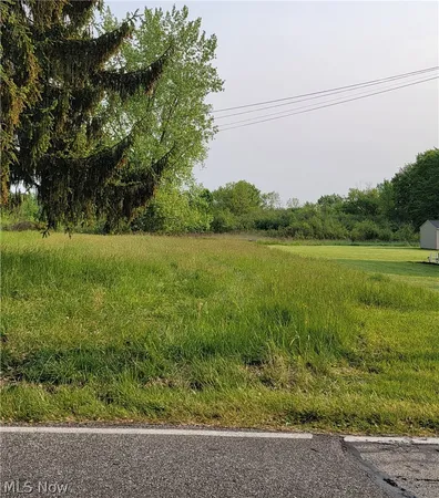 $289,900 | Vl Vl Ameer Drive, Bedford, OH 44146