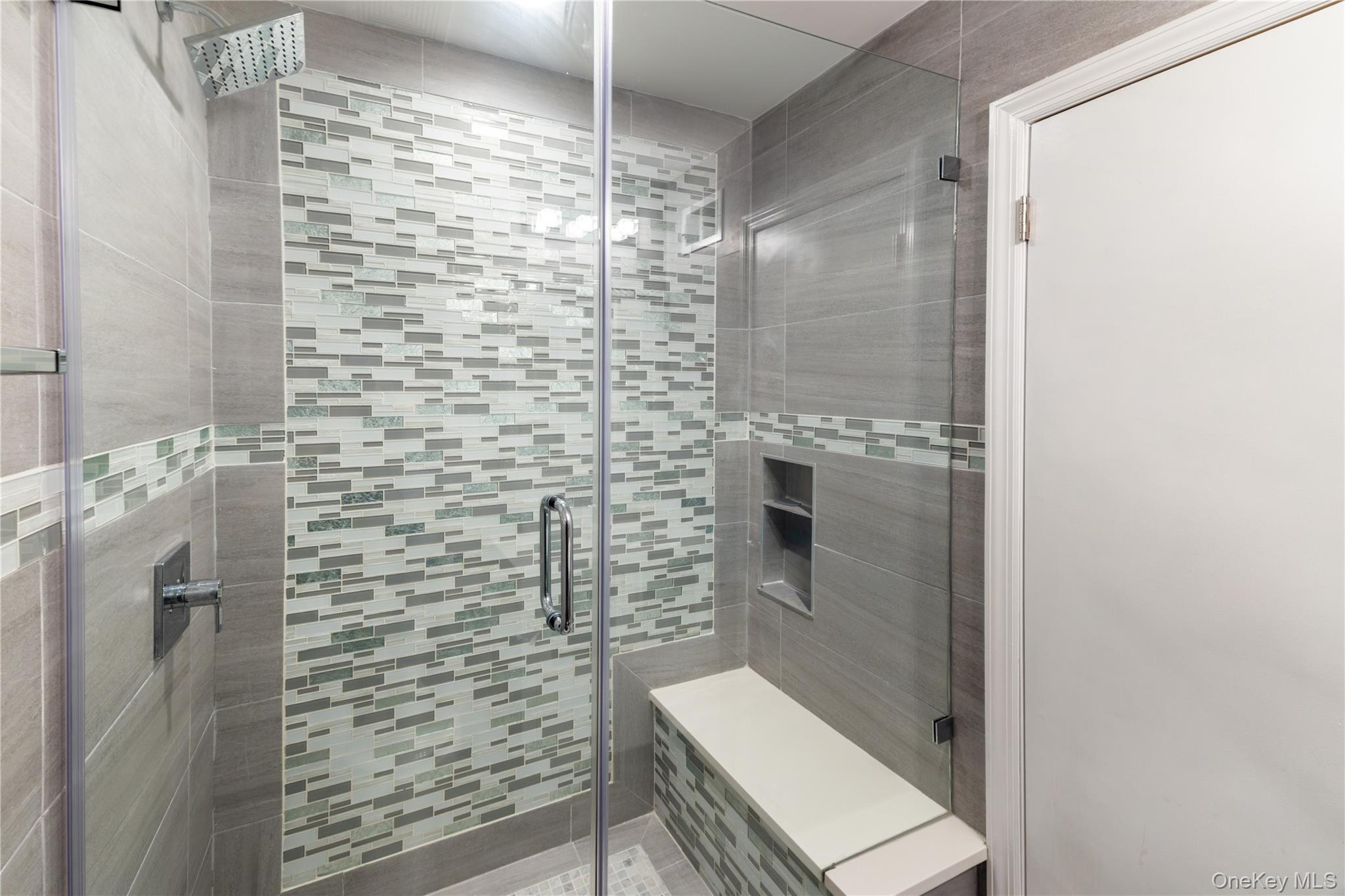 2590 Riverside Drive Wantagh, NY 11793 - Photo 19 of 27