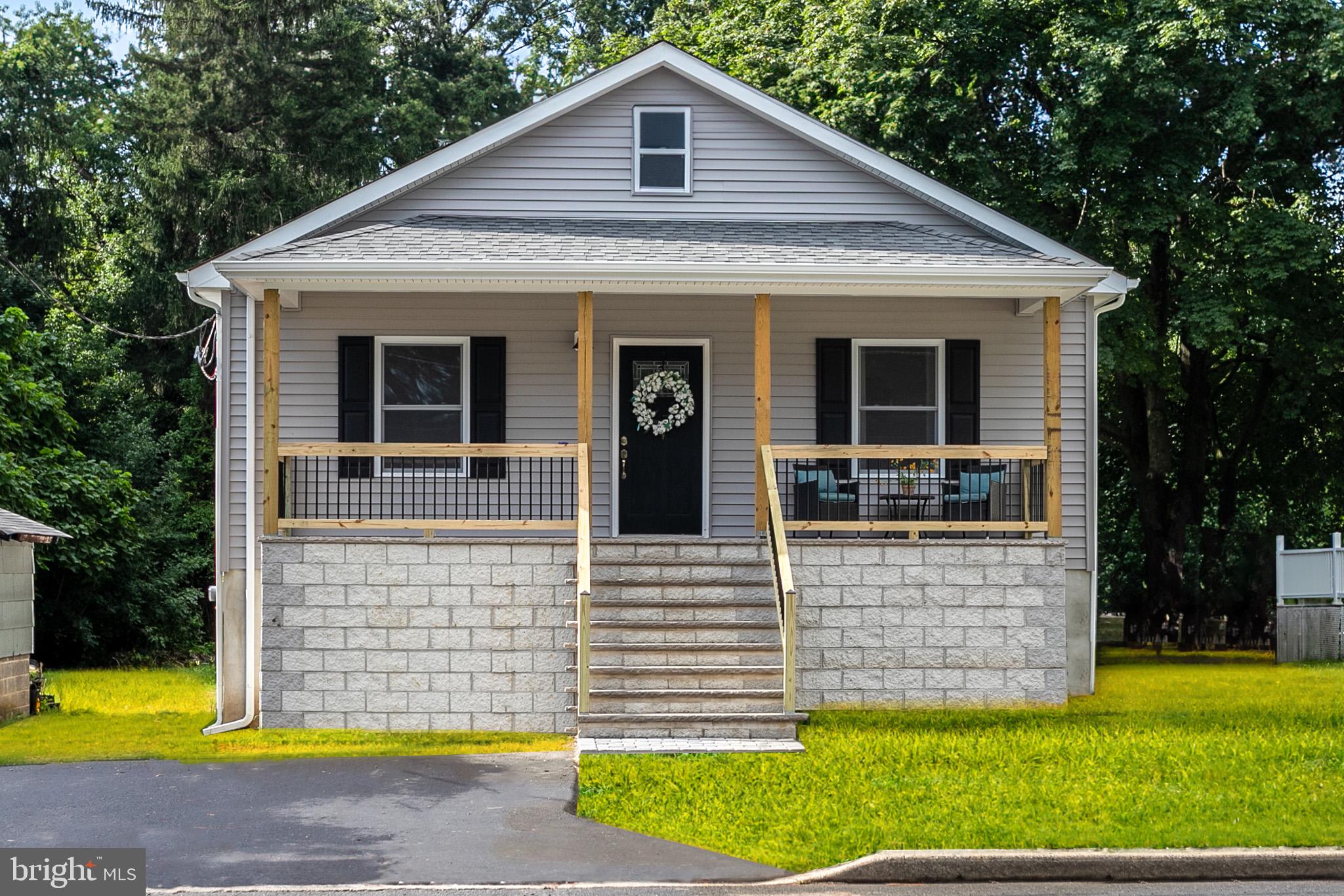 155 Reeves Avenue Hamilton, NJ 08610 - Photo 1 of 31 Gallery Image 1