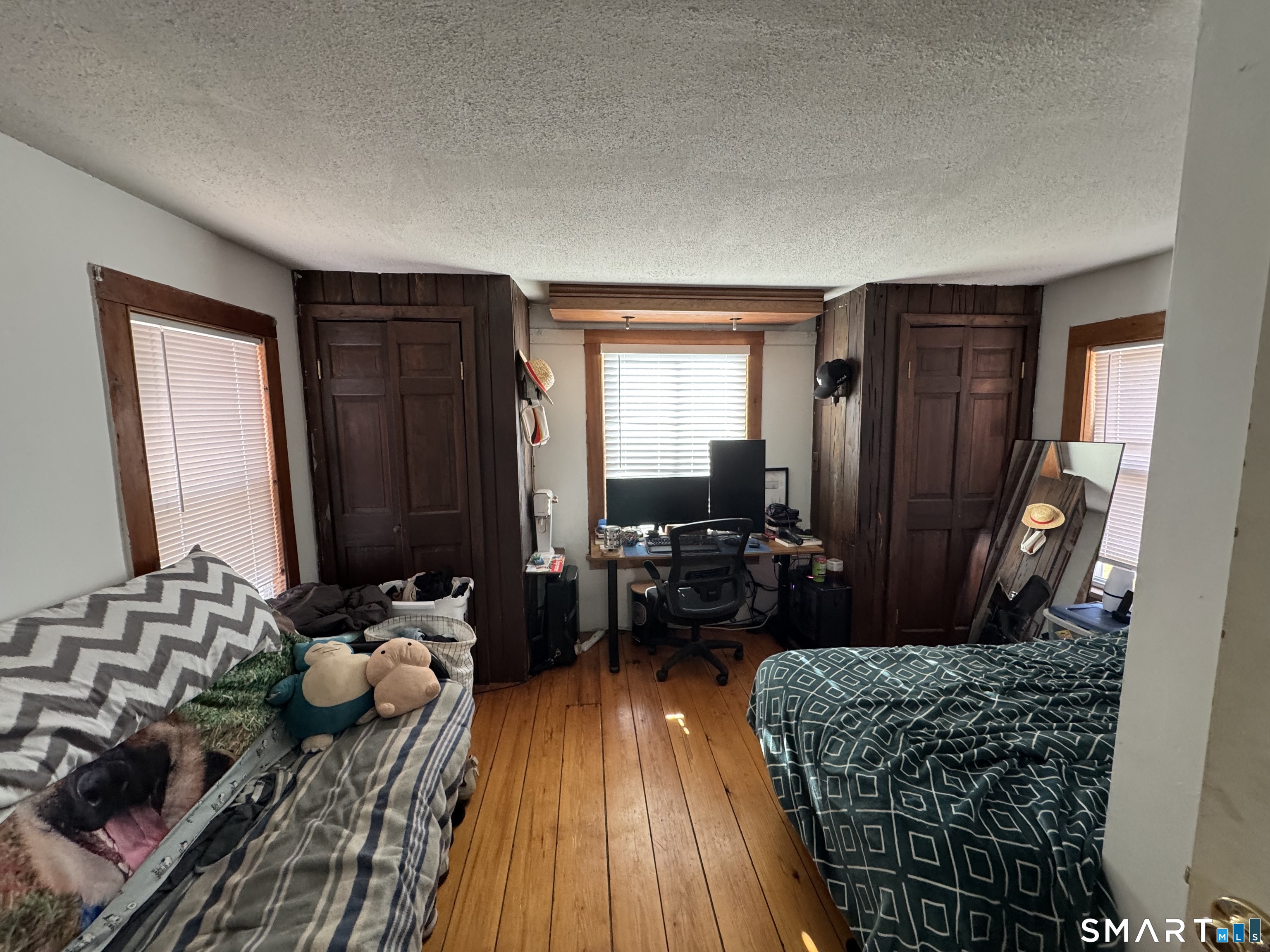 527 Worthington Ridge Berlin, CT 06037 - Photo 16 of 34 a bedroom with furniture and a window