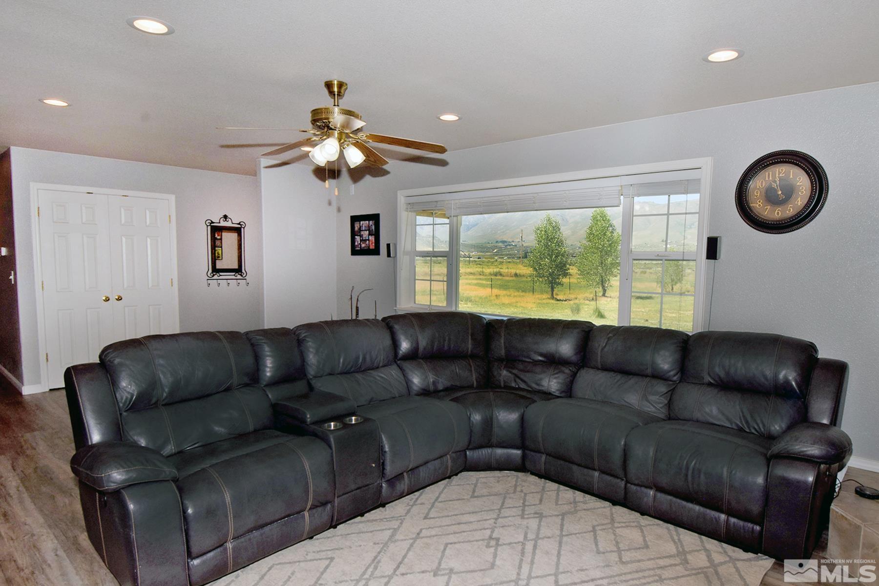 105 Buckboard Circle Reno, NV 89508 - Photo 22 of 39 Photo 23