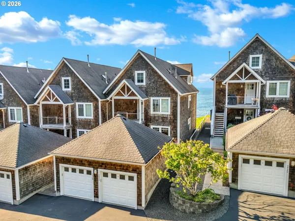 $710,000 | 3924 Sunset Boulevard, Unit B101, Seaside, OR 97138