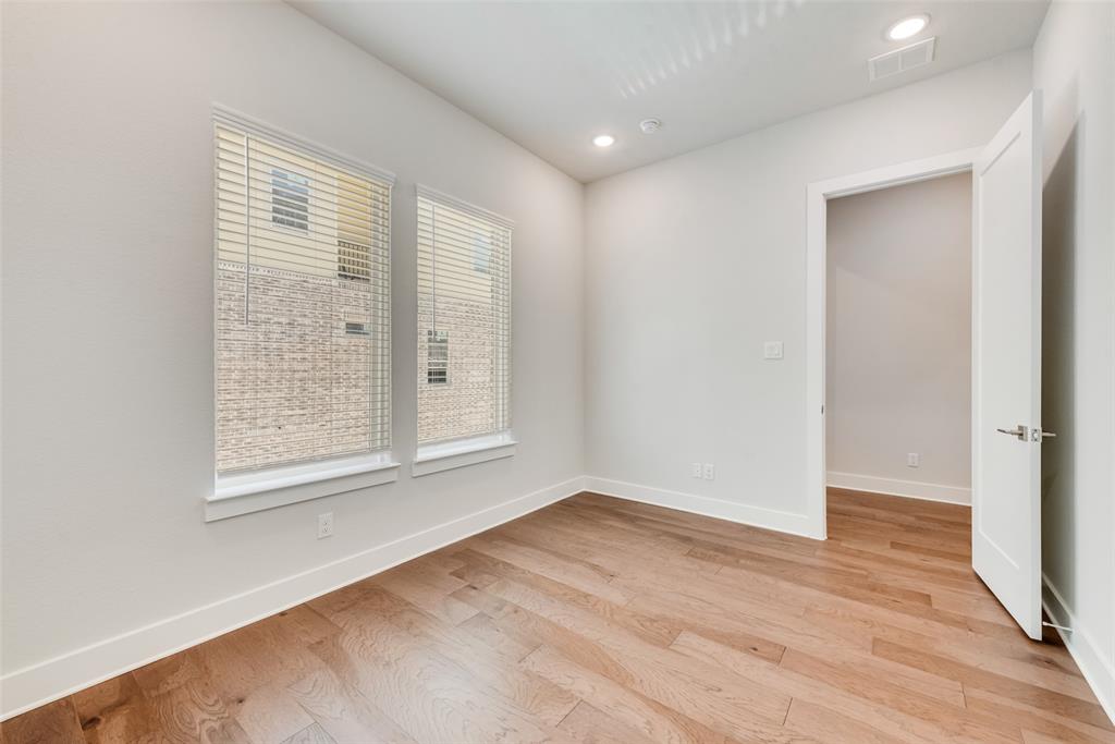 736 Ash Road Plano, TX 75075 - Photo 16 of 29 Representative Photo