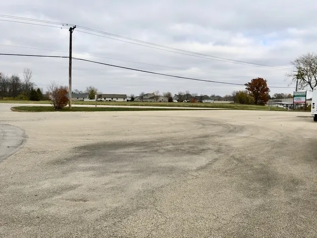 $899,000 | 1539 Us Rt 6, Morris, IL 60450