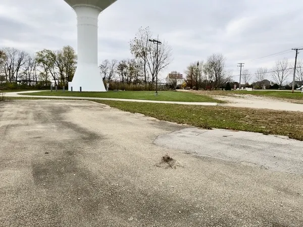 $899,000 | 1539 Us Rt 6, Morris, IL 60450