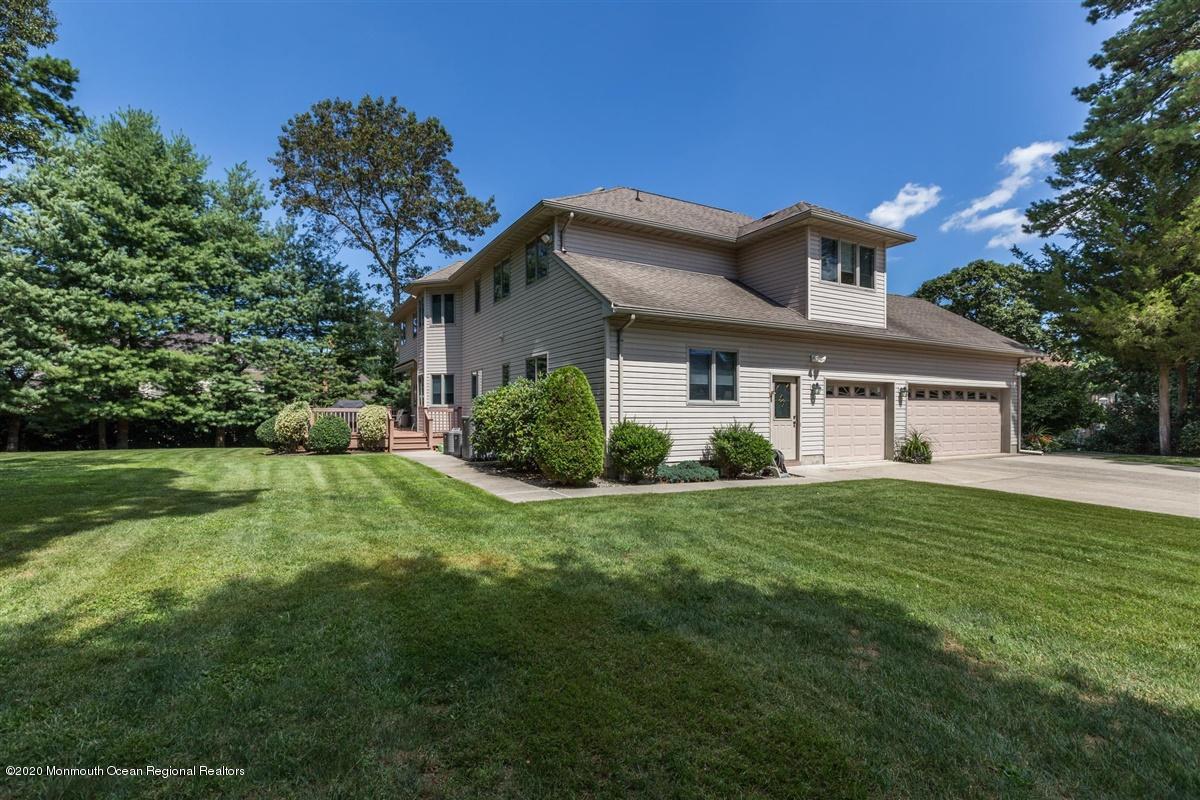 597 Winding River Road Brick, NJ 08724 - Photo 23 of 30 3 car garage