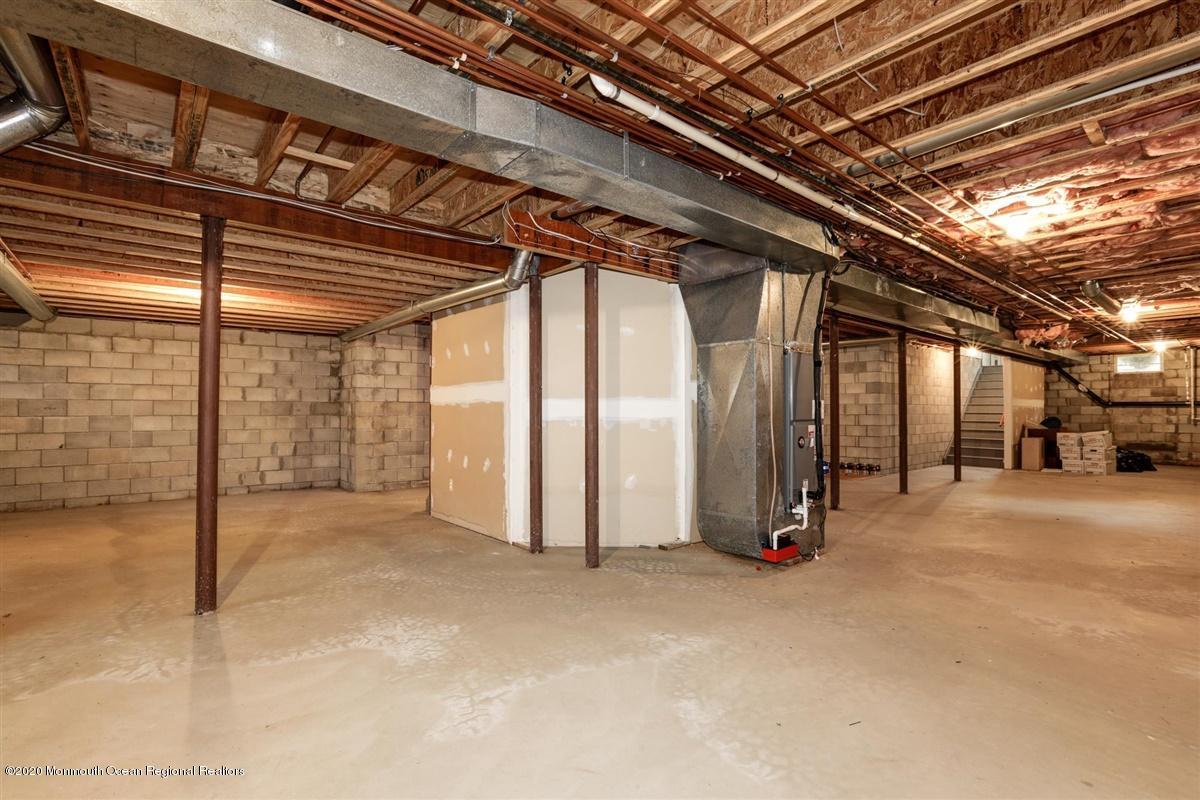 597 Winding River Road Brick, NJ 08724 - Photo 25 of 30 1900 sqft basement
