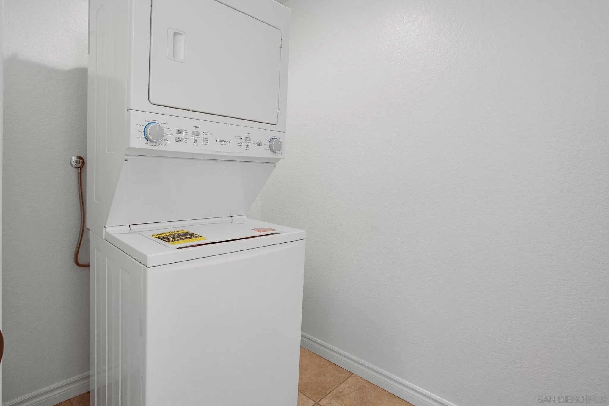 2041 Coolngreen Lane Encinitas, CA 92024 - Photo 27 of 36 a utility room with dryer and washer