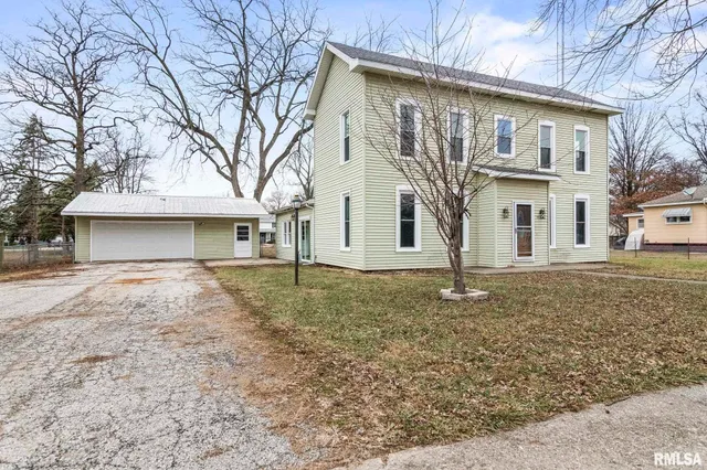 $197,900 | 442 South 6th Street, Auburn, IL 62615