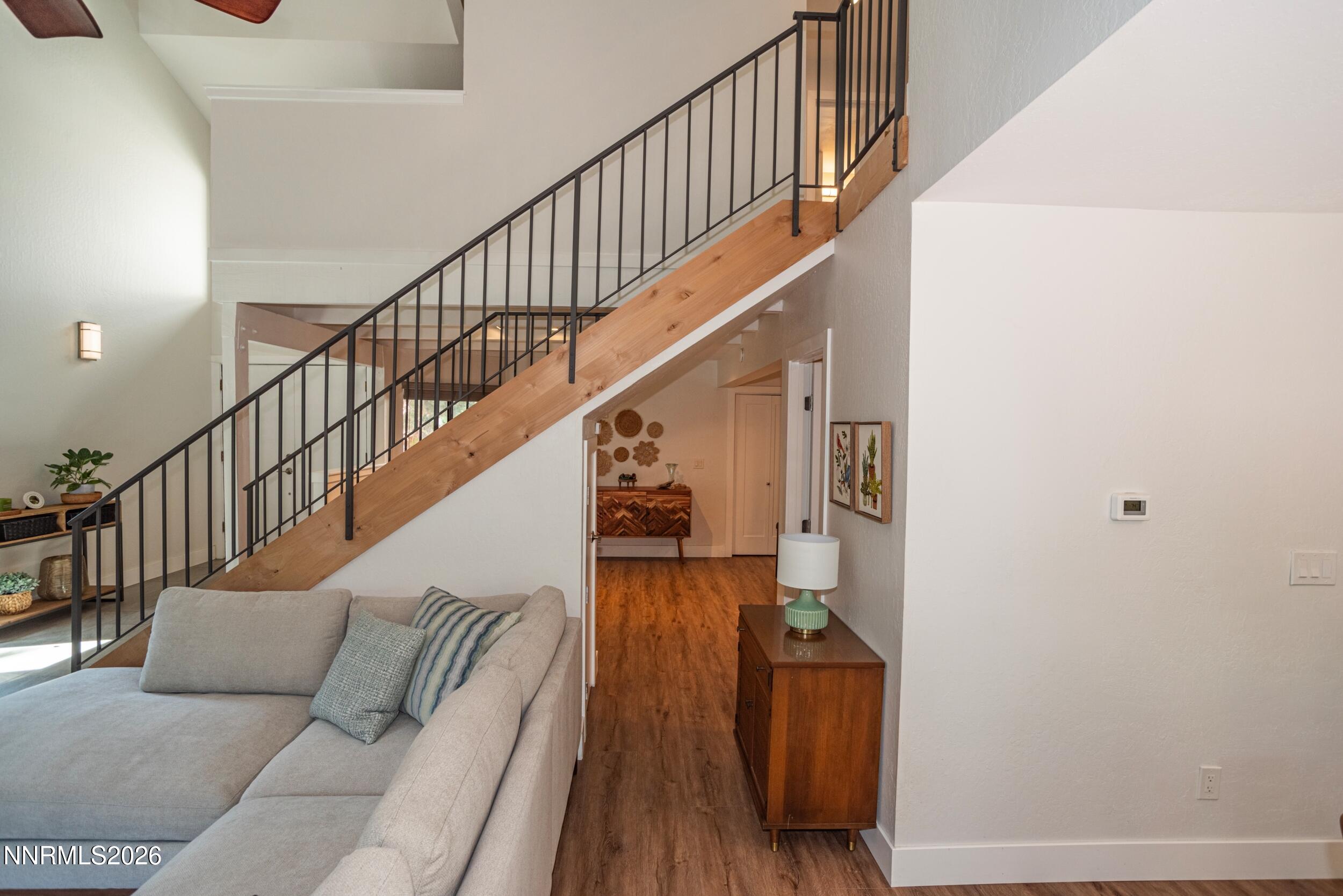 460 Shady Ln Court Reno, NV 89509 - Photo 17 of 51 17 - Downstairs Hall - 43150