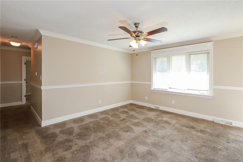 17816 East Greentree Avenue Independence, MO 64057 - Photo 7 of 17