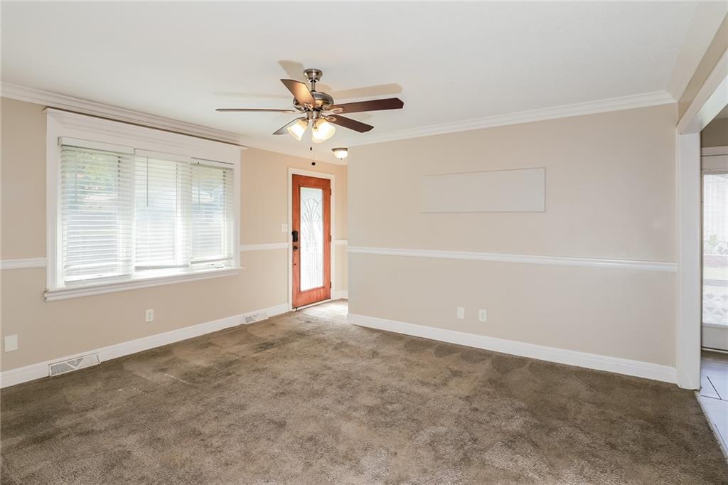 17816 East Greentree Avenue Independence, MO 64057 - Photo 8 of 17