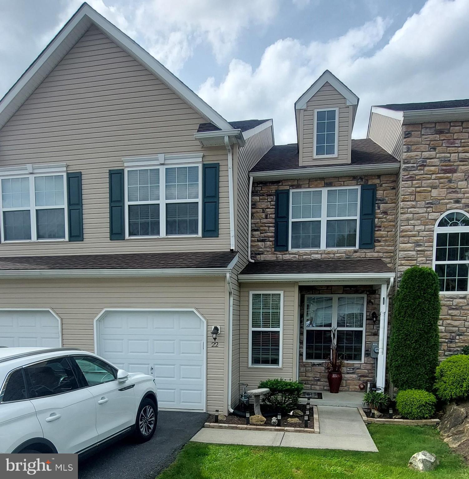 22 Emily Court Reading, PA 19606 - Photo 1 of 37