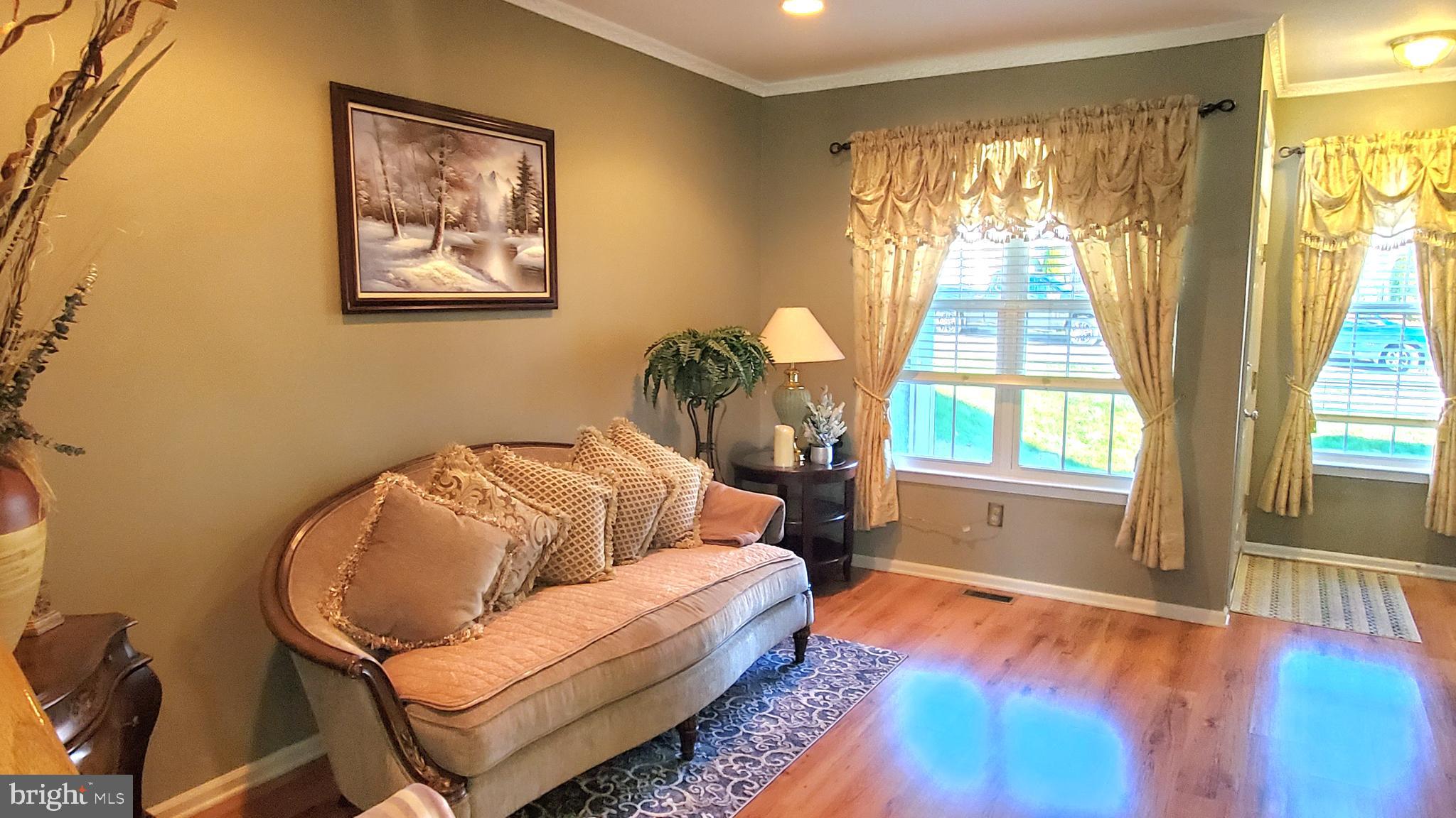 22 Emily Court Reading, PA 19606 - Photo 6 of 37